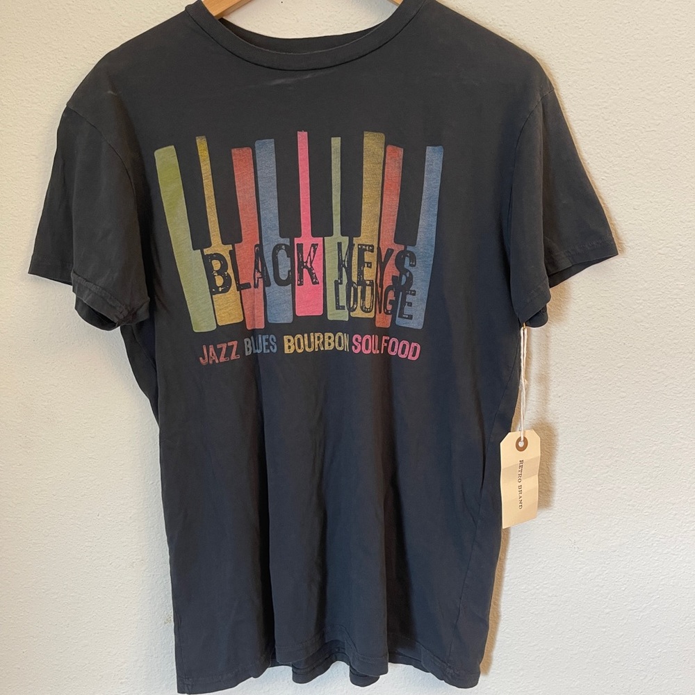 Retro Brand Black Keys Lounge Black Label Tee